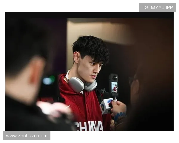 曾凡博正式加入发展联盟 明年瞄准NBA选秀全力冲刺 曾凡博正式加入发展联盟 明年瞄准NBA选秀全力冲刺